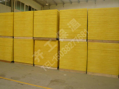 玻璃棉板經過處理后可以制成吸聲吊頂板或吸聲 玻璃棉板經過處理后可以制成吸聲吊頂板或吸聲